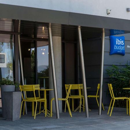 Ibis Budget Archamps Porte De Geneve Hotel Exterior photo