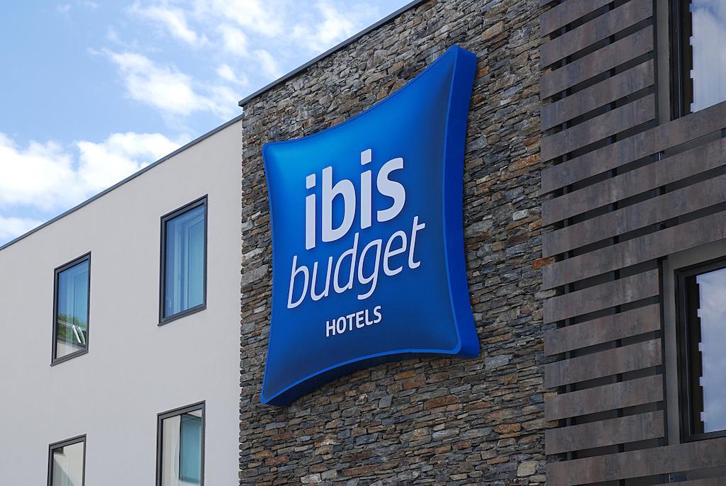 Ibis Budget Archamps Porte De Geneve Hotel Exterior photo